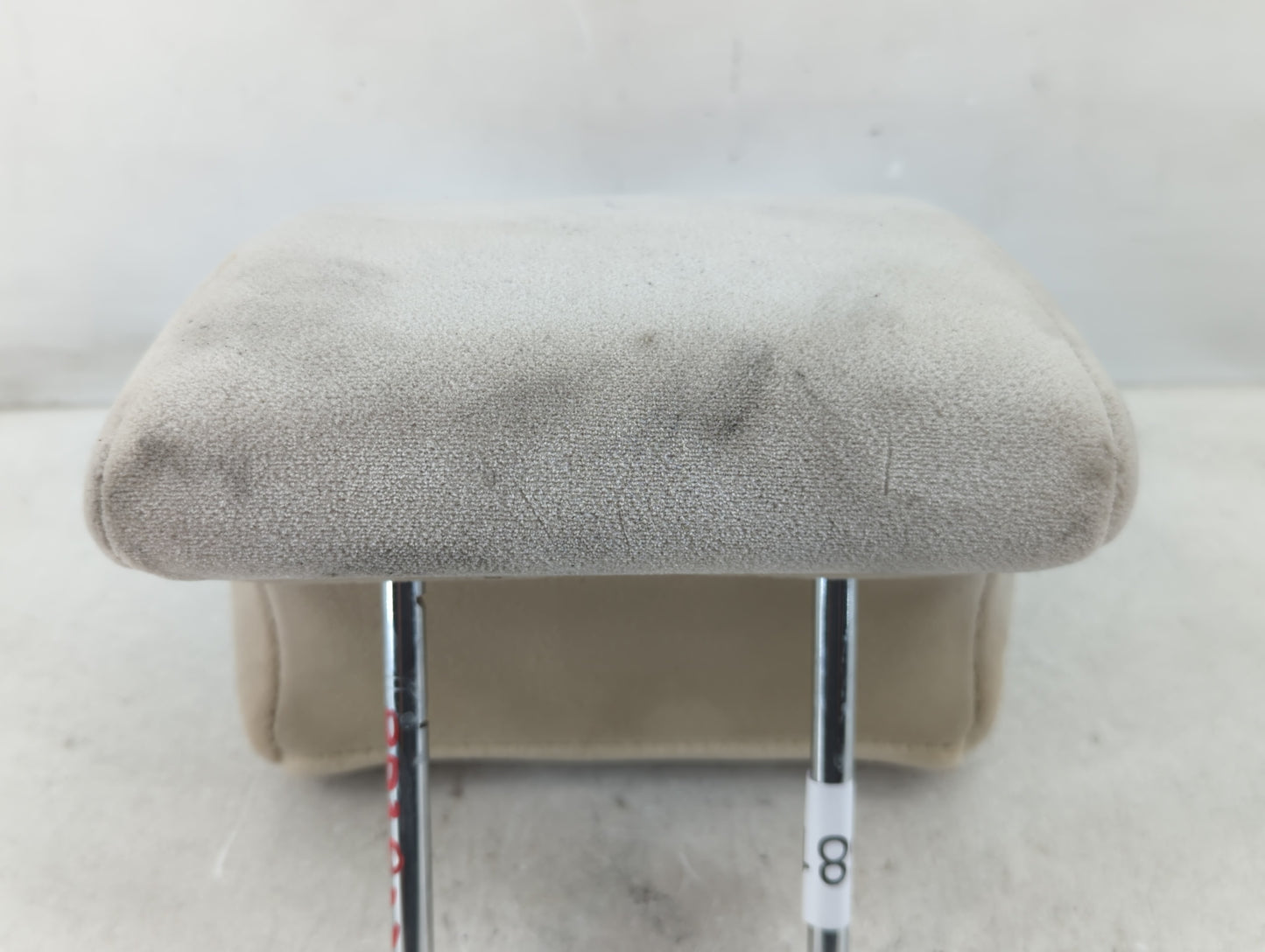 2009-2010 Kia Optima Headrest Head Rest Rear Center Seat Fits Fits 2009 2010 OEM Used Auto Parts - Oemusedautoparts1.com