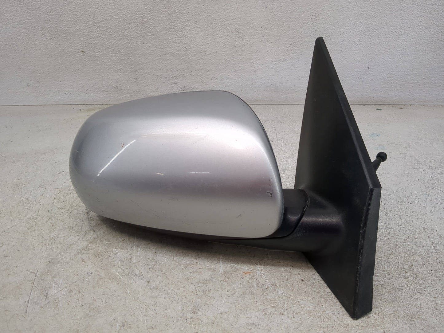 2010-2011 Kia Rio Passenger Side View Mirror - Right Door Mirror OEM Used - Oemusedautoparts1.com