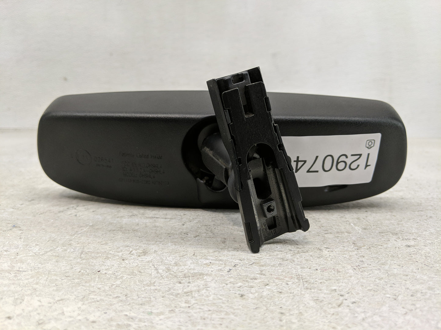 2010-2014 Kia Sedona Interior Rear View Mirror Replacement OEM P/N:851014D300 Fits Fits 2010 2011 2012 2014 OEM Used Auto Pa