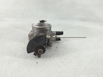 2010-2011 Kia Soul Throttle Body P/N:35170-26910 Fits Fits 2007 2008 2009 2010 2011 2012 OEM Used Auto Parts