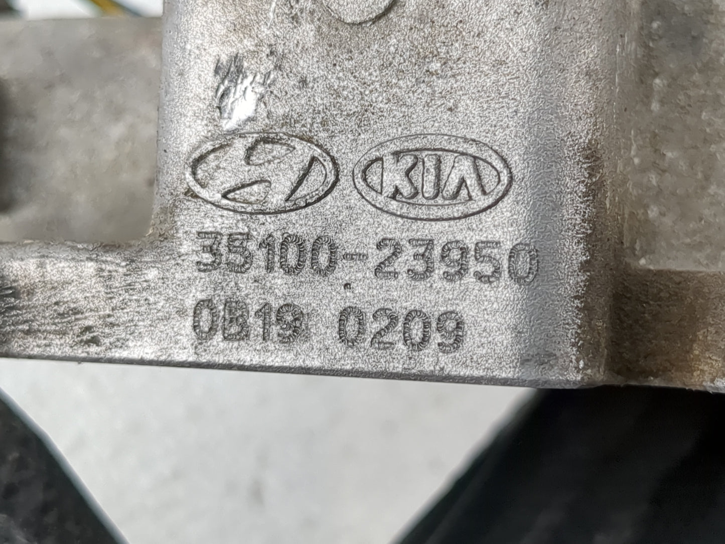 2010-2011 Kia Soul 2.0L Automatic Transmission Assembly 122K Miles Tested-Runs Good OEM Used Auto Parts - Oemusedautoparts1.