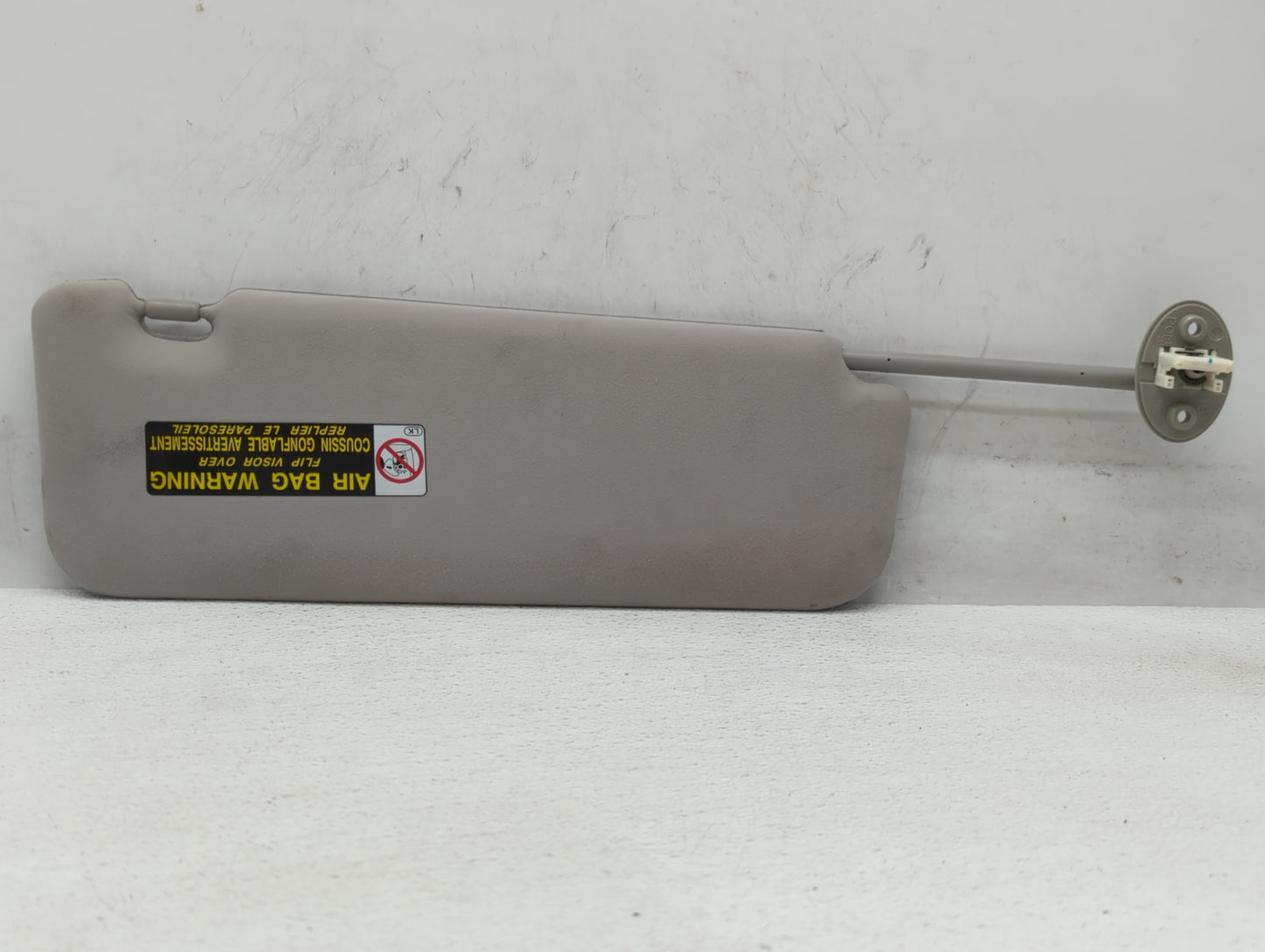 2010-2011 Lexus Es350 Sun Visor Shade Replacement Driver Left Mirror Fits Fits 2010 2011 OEM Used Auto Parts - Oemusedautopa