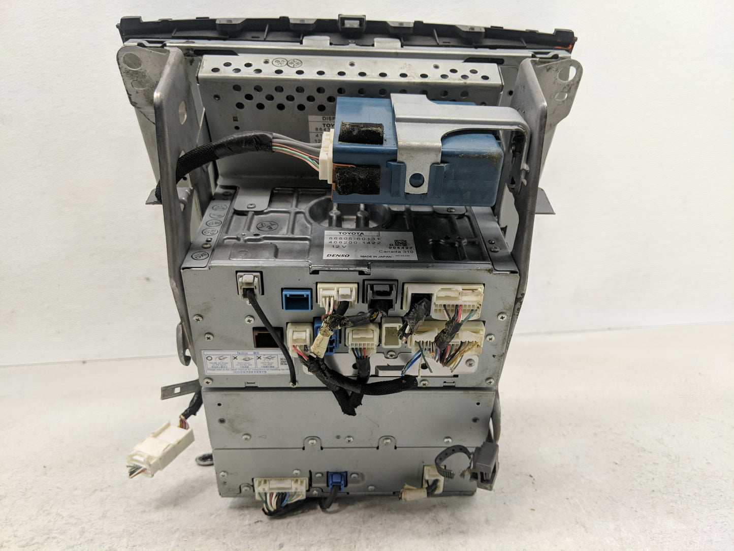 2010 Lexus Is250 Radio AM FM Cd Player Receiver Replacement P/N:86805-60131 Fits OEM Used Auto Parts - Oemusedautoparts1.com