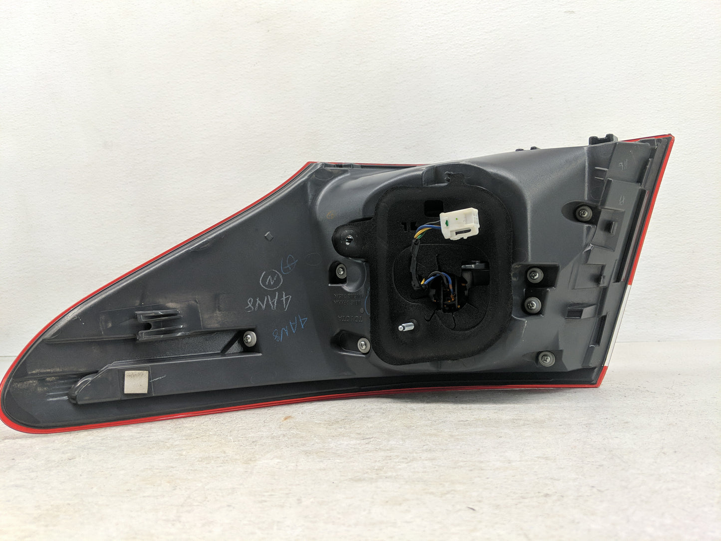 2010-2012 Lexus Ls460 Tail Light Assembly Driver Left OEM Fits Fits 2010 2011 2012 OEM Used Auto Parts - Oemusedautoparts1.c