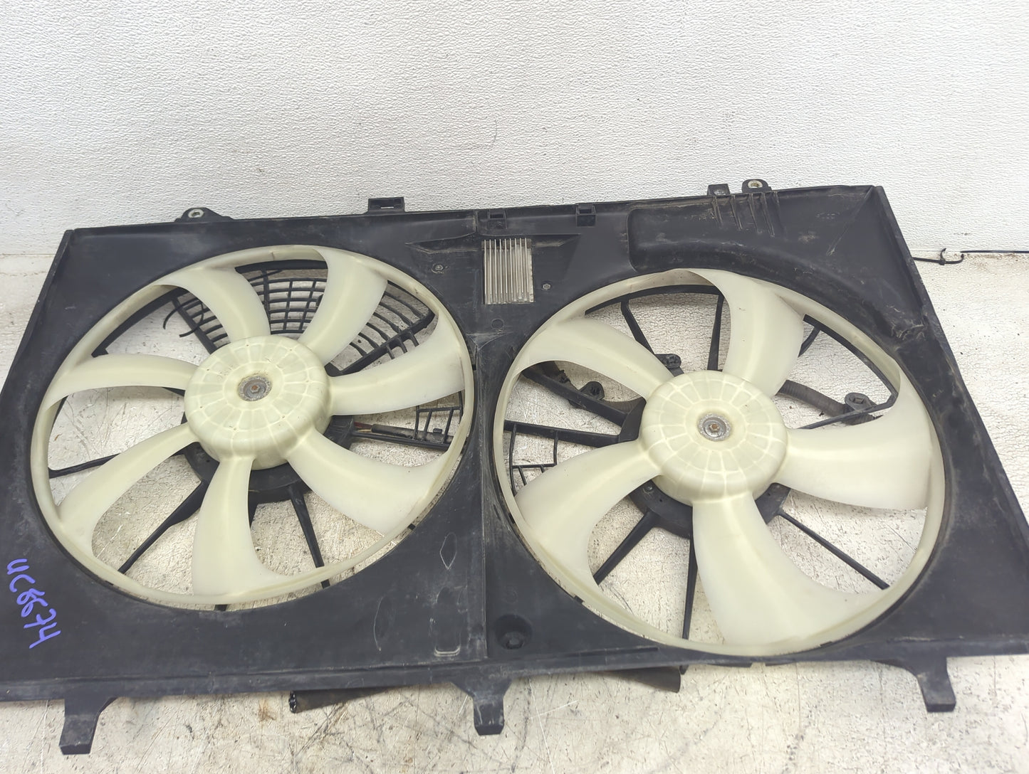 2010 Lexus Rx450h Electric Radiator Cooling Fan Motor Assembly Fits OEM Used Auto Parts - Oemusedautoparts1.com