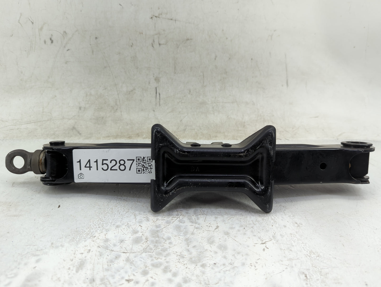 2010 Lexus Sc430 Spare Scissor Car Jack - Oemusedautoparts1.com