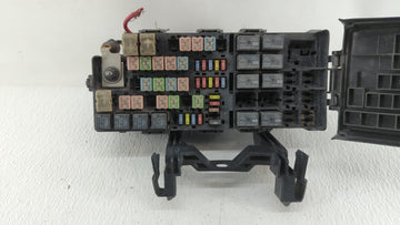 2009-2012 Lincoln Mks Fusebox Fuse Box Panel Relay Module P/N:8G1T-14A003-A0 Fits Fits 2009 2010 2011 2012 OEM Used Auto Parts