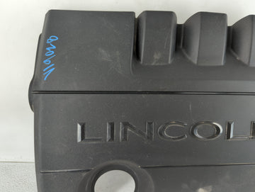 2010 Lincoln Mks Engine Cover