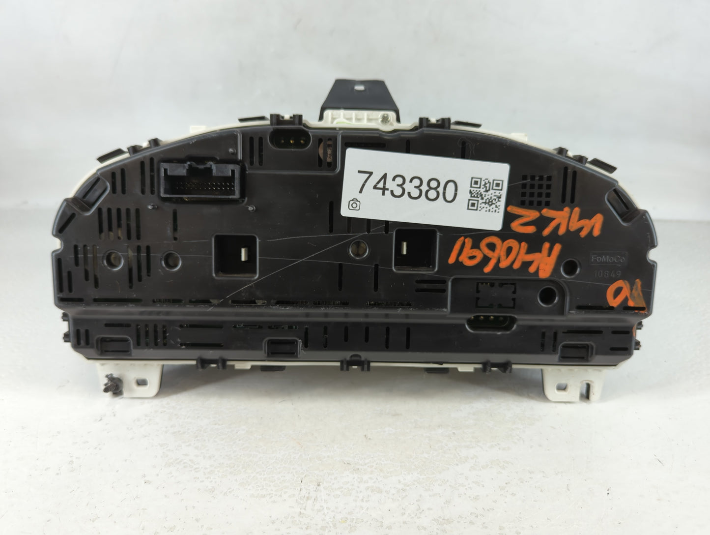 2010 Lincoln Mkz Instrument Cluster Speedometer Gauges P/N:MX257440-9865 AH6T-10849-AE Fits OEM Used Auto Parts - Oemusedaut