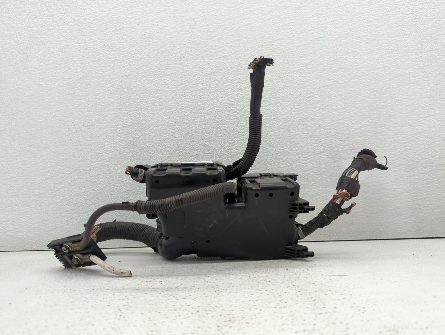 2010 Mazda 3 Fusebox Fuse Box Panel Relay Module P/N:BBM6-66761 Fits OEM Used Auto Parts - Oemusedautoparts1.com