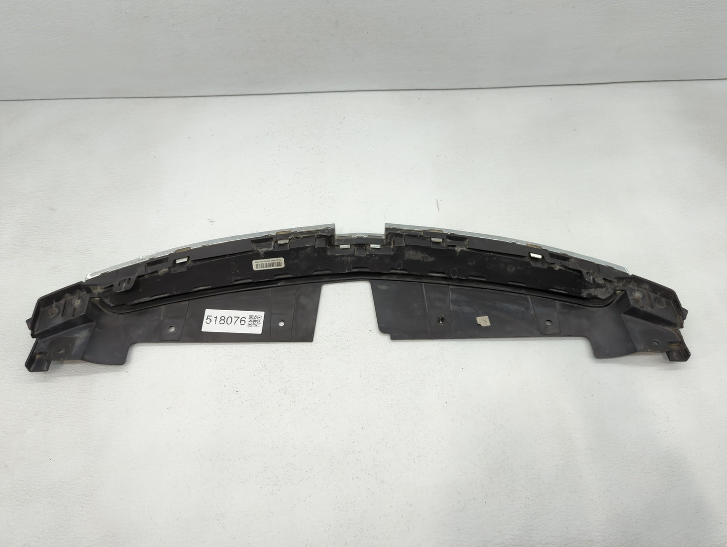 2010 Mazda 3 Front Grille Bumper Not Included - Oemusedautoparts1.com