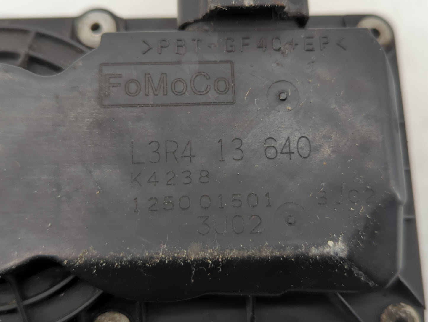 2006-2013 Mazda 3 Throttle Body P/N:L3R4 13 640 Fits Fits 2006 2007 2008 2009 2010 2011 2012 2013 OEM Used Auto Parts - Oemu