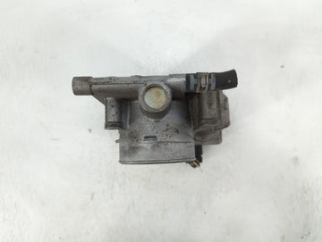 2006-2013 Mazda 3 Throttle Body P/N:L3R4 13 640 Fits Fits 2006 2007 2008 2009 2010 2011 2012 2013 OEM Used Auto Parts