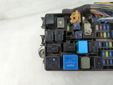 2010 Mazda 3 Fusebox Fuse Box Panel Relay Module Fits OEM Used Auto Parts