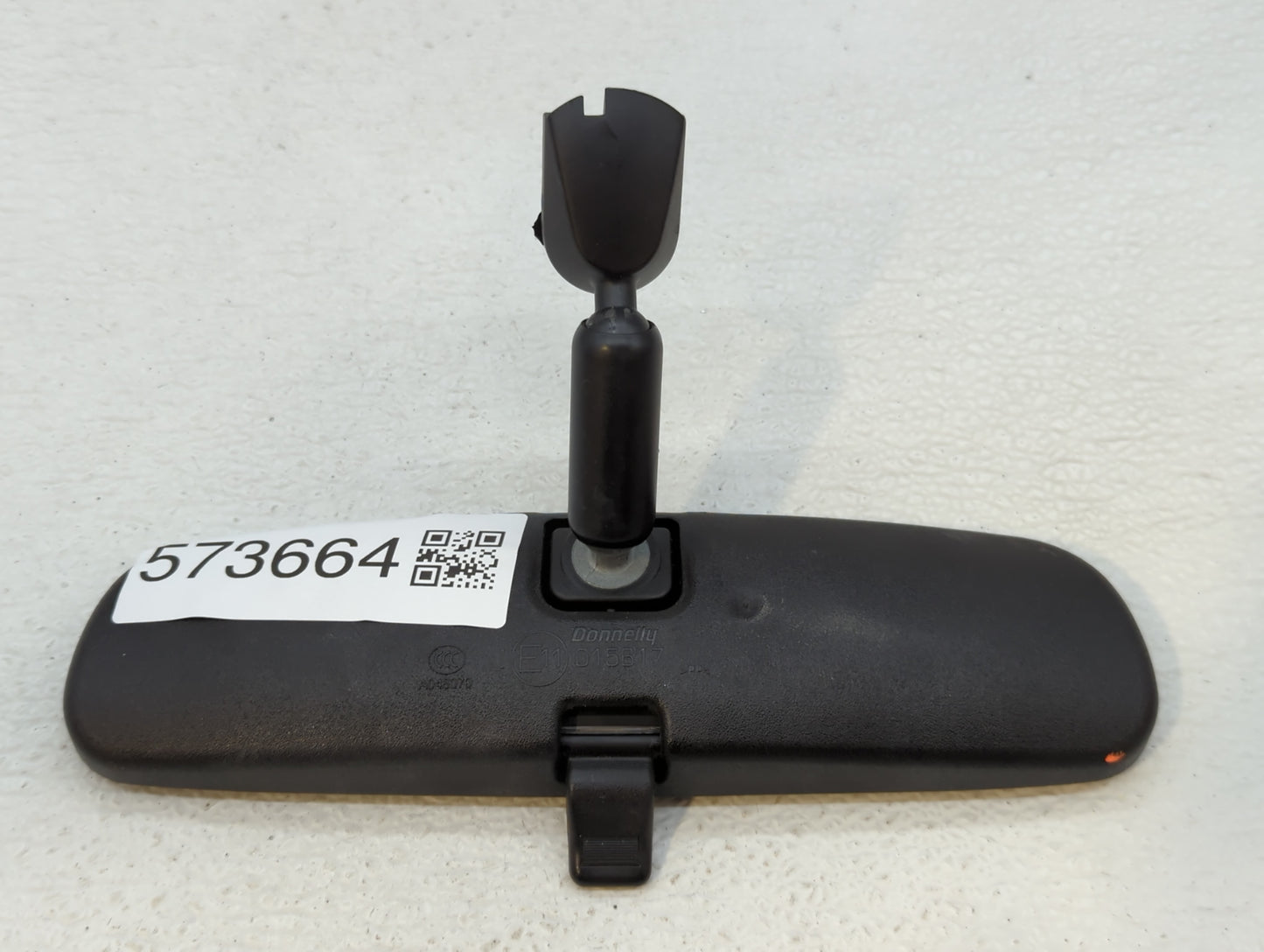 2010 Mazda 6 Interior Rear View Mirror Replacement OEM P/N:E11015617 Fits OEM Used Auto Parts - Oemusedautoparts1.com