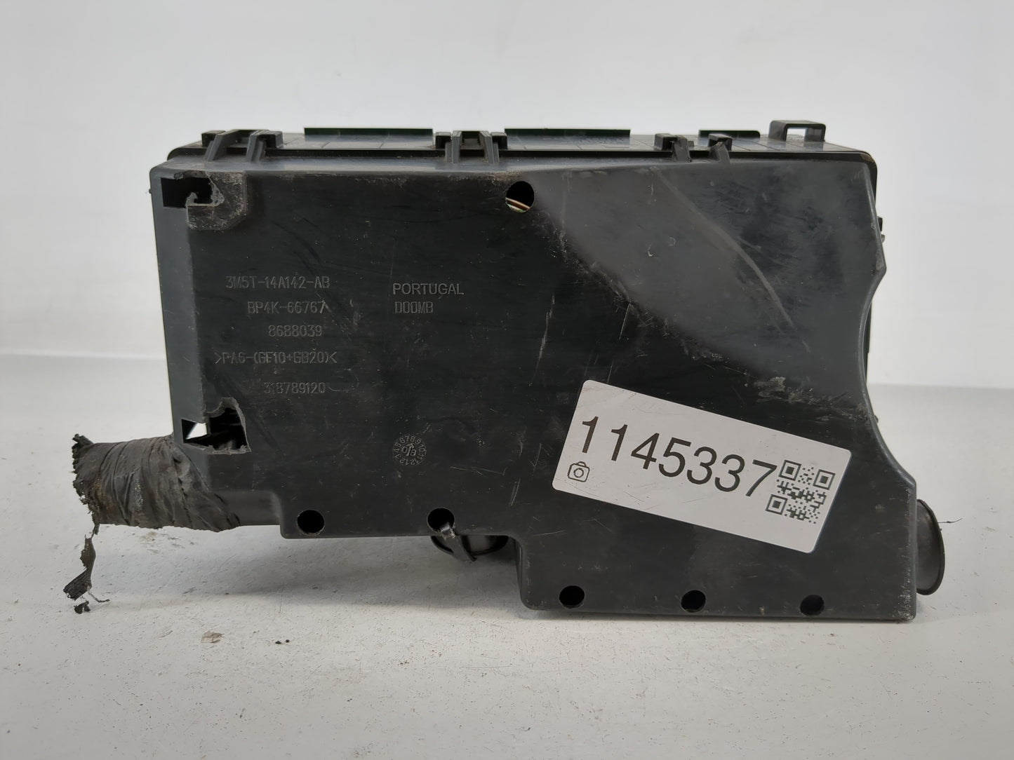 2010-2012 Mazda Cx-7 Fusebox Fuse Box Panel Relay Module P/N:2B0LY010F EG23-66765 Fits Fits 2010 2011 2012 OEM Used Auto Par