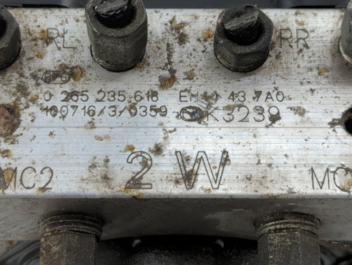 2010-2012 Mazda Cx-7 ABS Pump Control Module Replacement P/N:EH44 43 7A0 Fits Fits 2010 2011 2012 OEM Used Auto Parts - Oemu