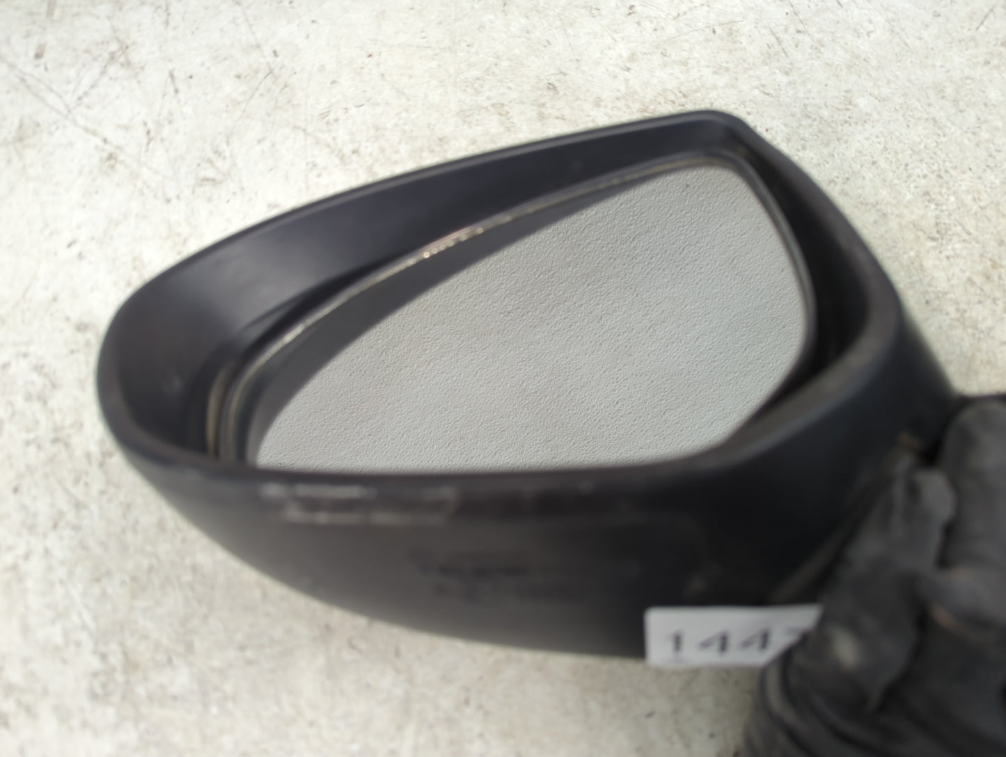 2010 Mazda Mazda3 Driver Side View Mirror - Left Door Mirror OEM Used - Oemusedautoparts1.com