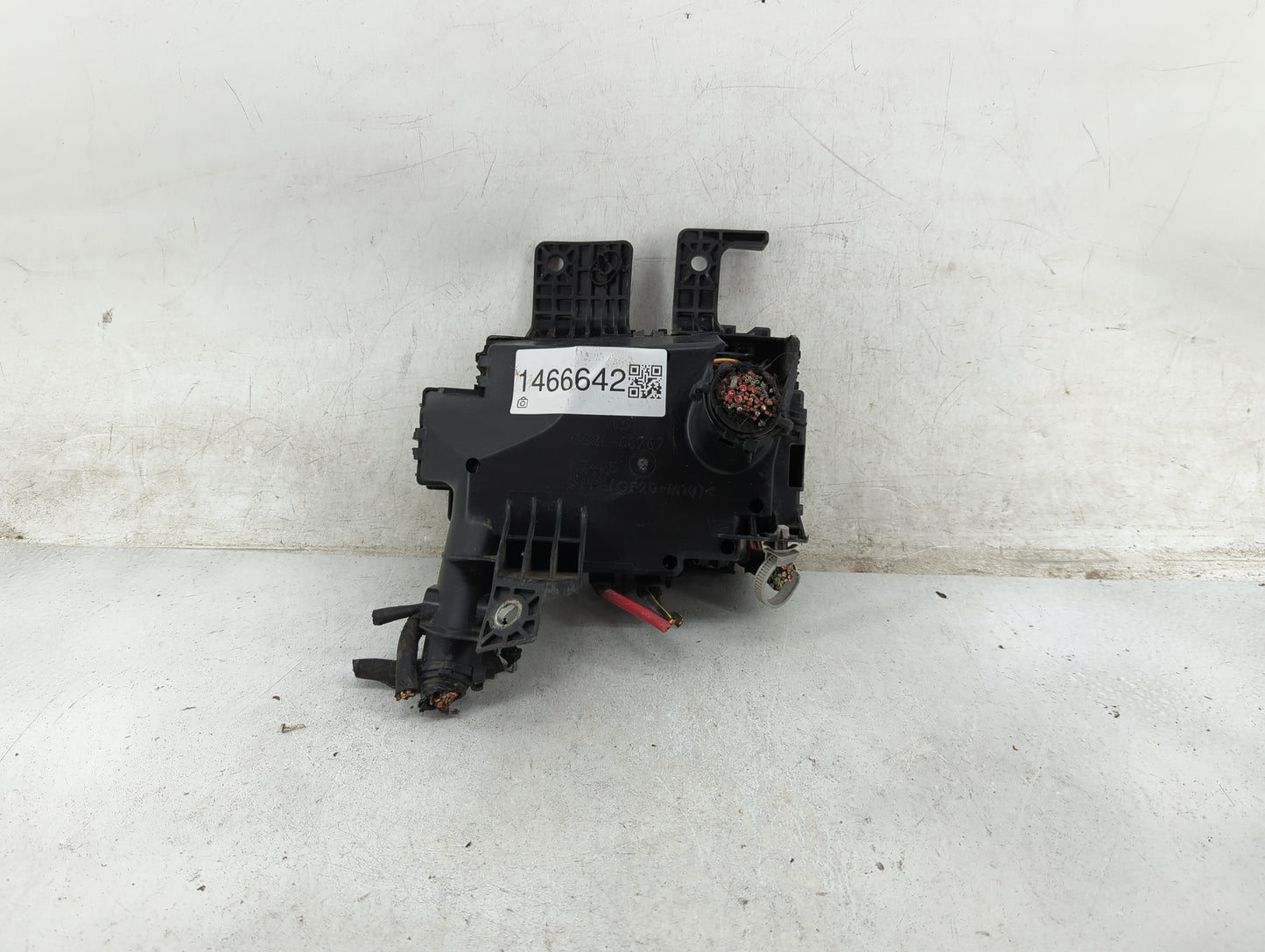 2010 Mazda Mazda 6 Fusebox Fuse Box Panel Relay Module P/N:ACB83221-M01 Fits OEM Used Auto Parts - Oemusedautoparts1.com