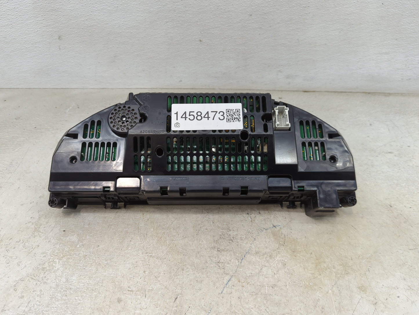 2010 Mercedes-Benz C-Class Instrument Cluster Speedometer Gauges P/N:A2C53372295 A2049005502, A2044400147 Miles:125K Fits OE