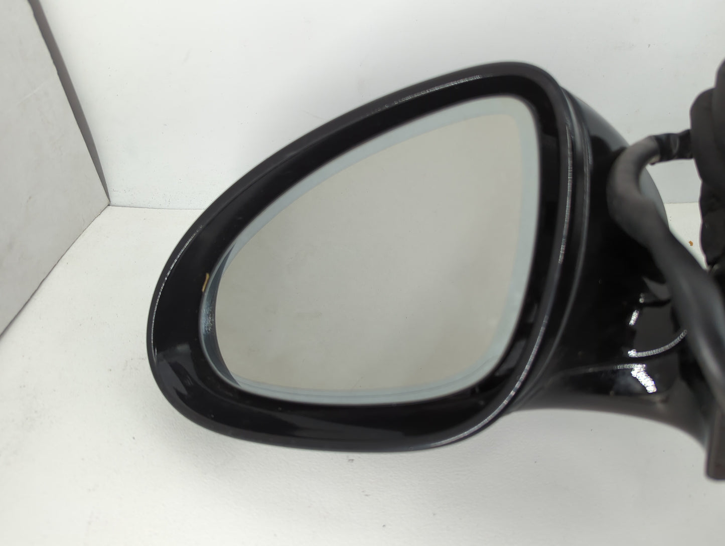 2009-2011 Mercedes-Benz Cls550 Driver Side View Mirror - Left Door Mirror OEM Used - Oemusedautoparts1.com