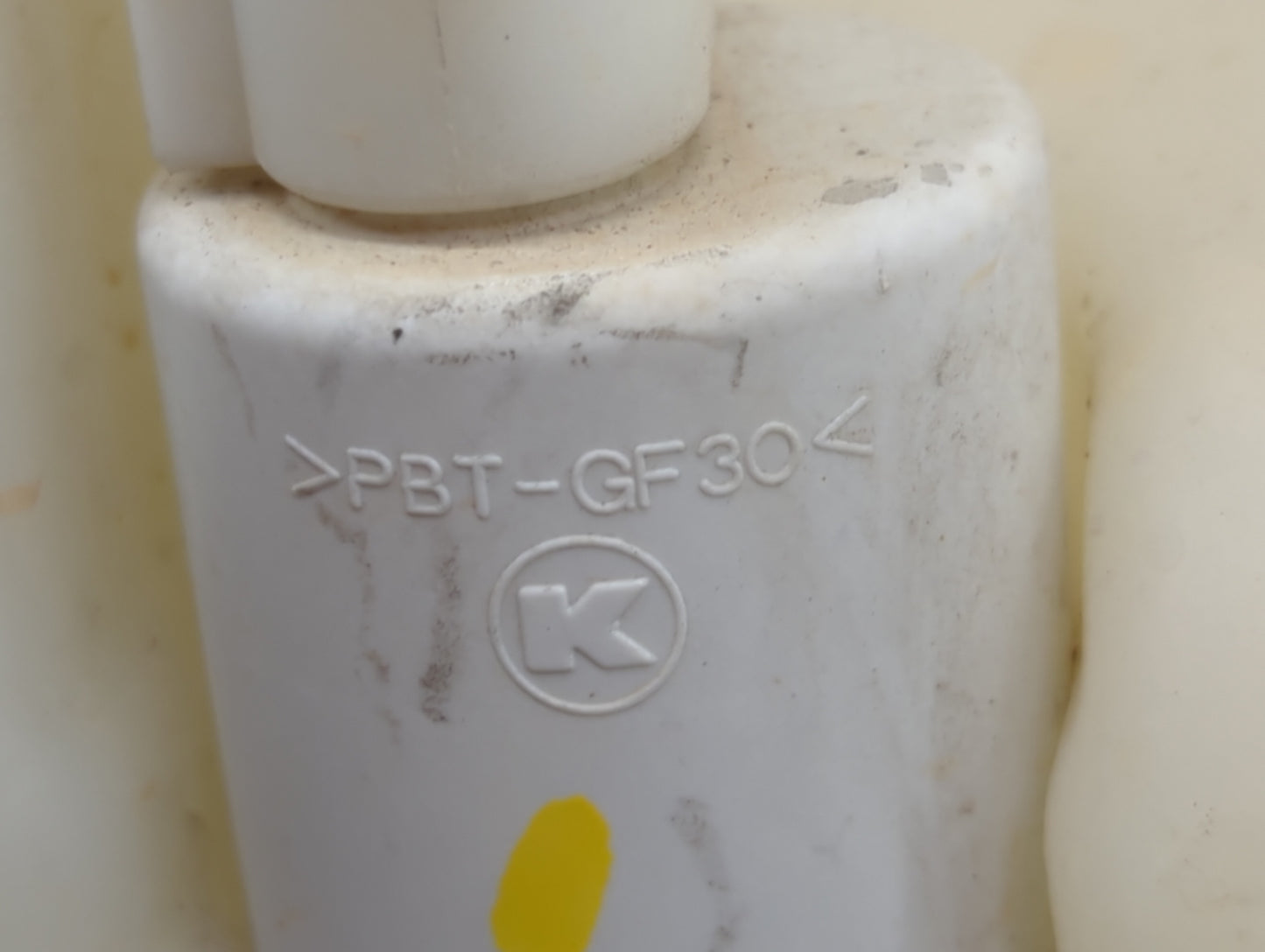 2010 Mercedes-benz Gl550 Windshield Washer Fluid Reservoir Bottle Oem - Oemusedautoparts1.com