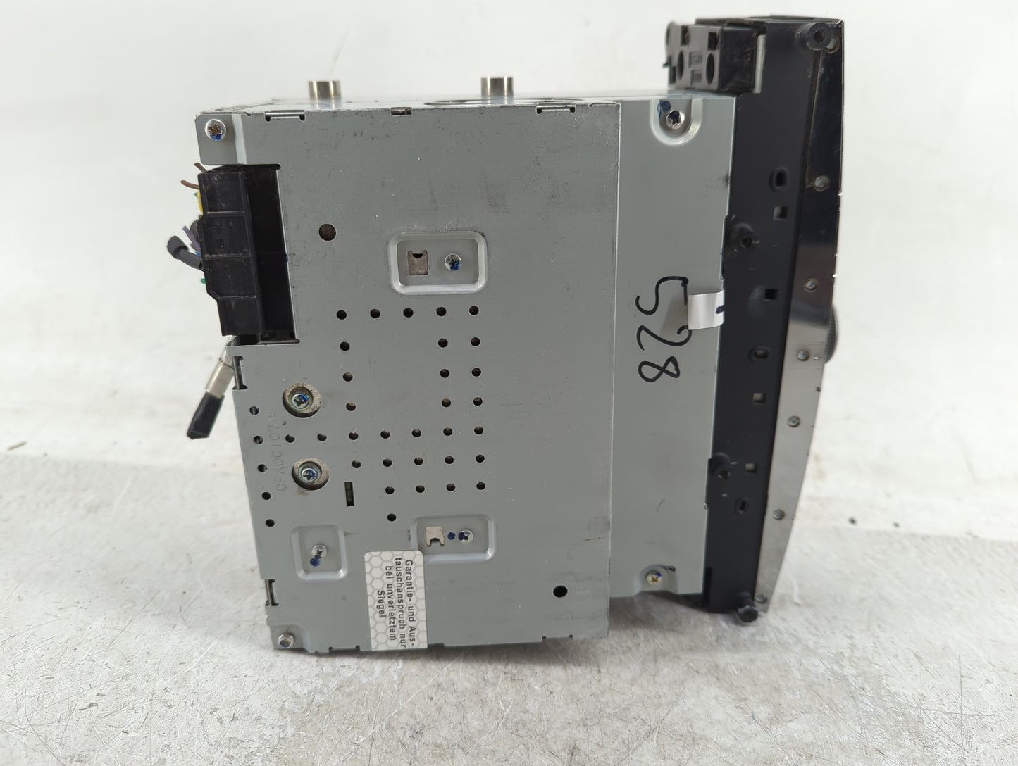 2010 Mercedes-Benz Glk350 Radio AM FM Cd Player Receiver Replacement Fits Fits 2009 OEM Used Auto Parts - Oemusedautoparts1.