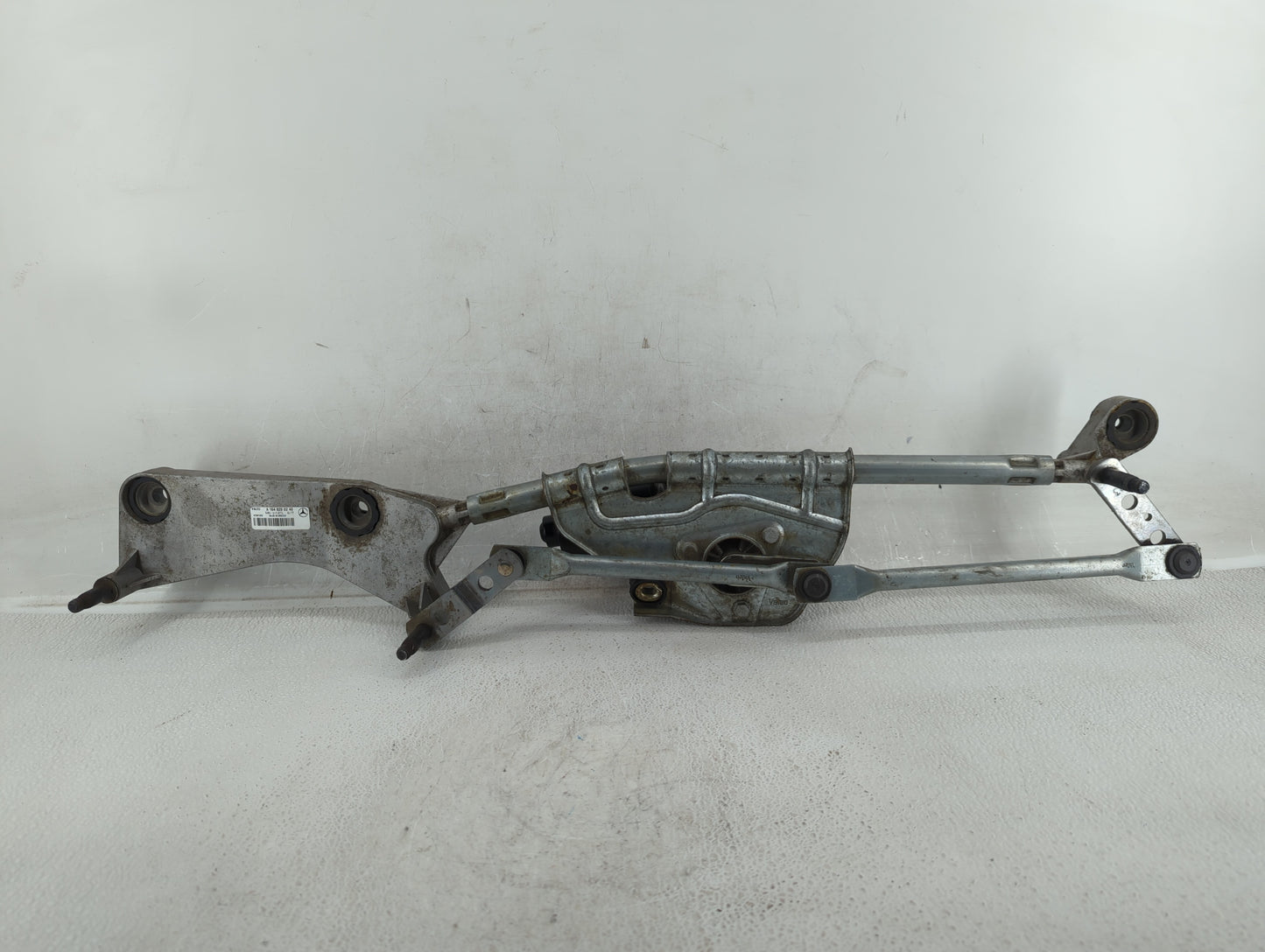 2010 Mercedes-Benz Ml250 Front Windshield Wiper Motor P/N:A 164 820 2442 Fits Fits 2006 2007 2008 2009 2011 2012 OEM Used Au
