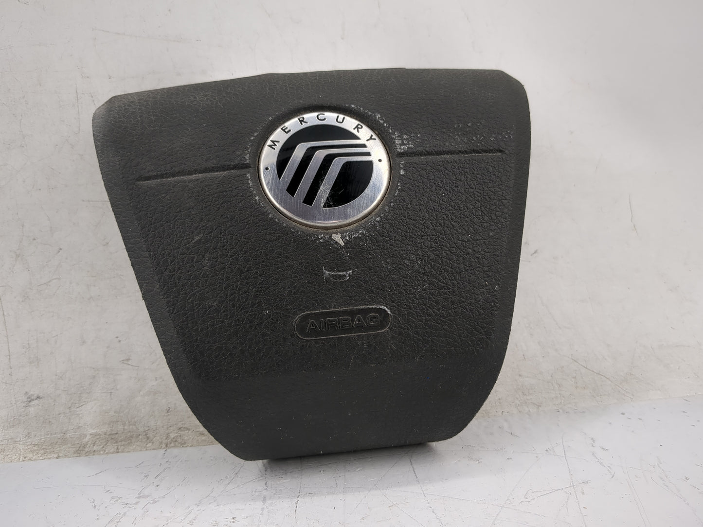 2010-2011 Mercury Milan Air Bag Driver Left Steering Wheel Mounted Fits Fits 2010 2011 OEM Used Auto Parts - Oemusedautopart