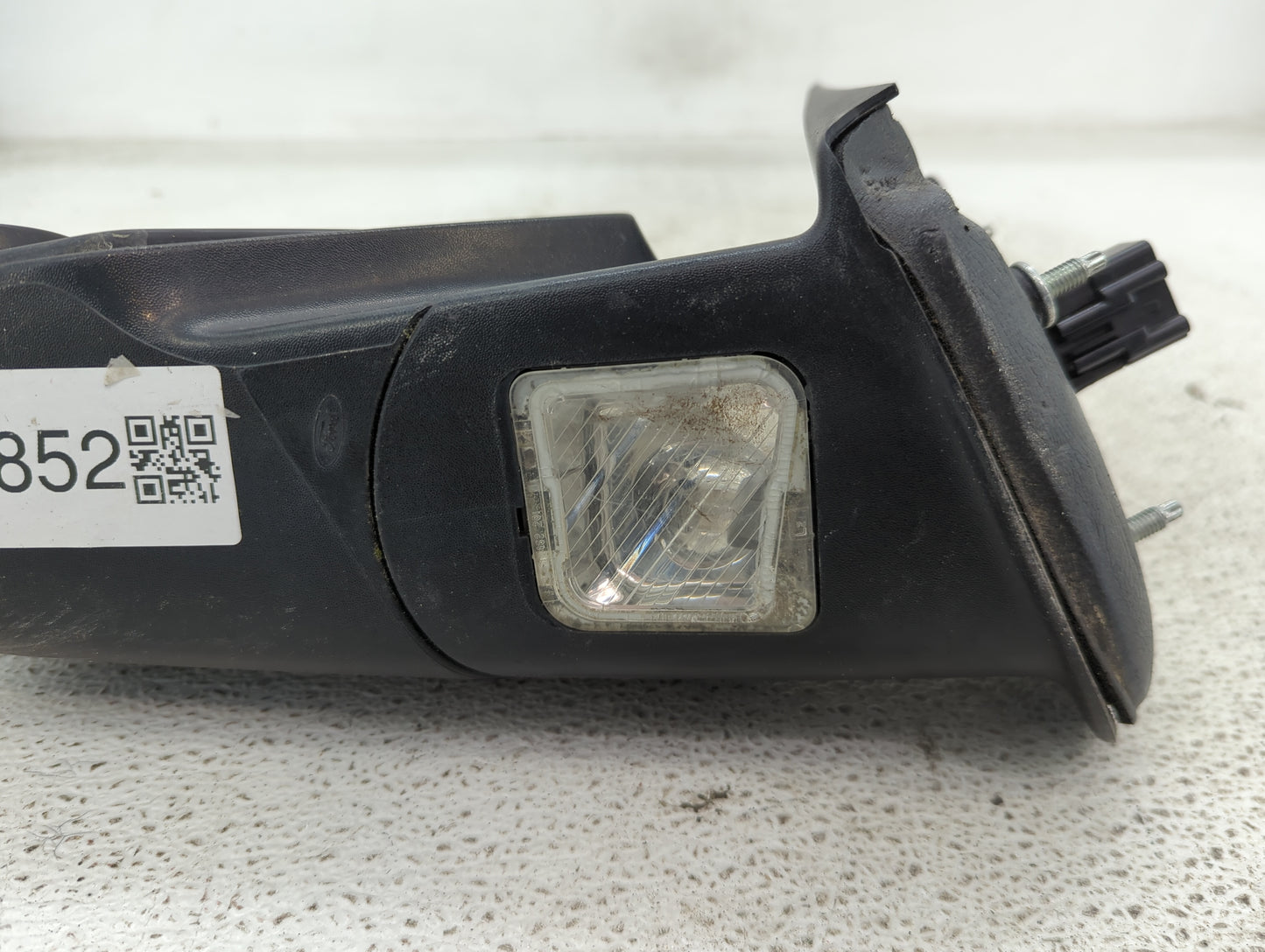 2008-2010 Mercury Mountaineer Driver Side View Mirror - Left Door Mirror OEM Used - Oemusedautoparts1.com