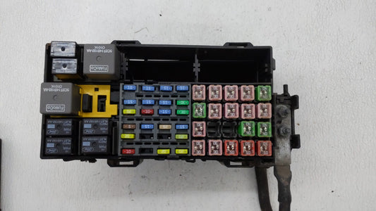 2002-2010 Mercury Mountaineer Fusebox Fuse Box Panel Relay Module Fits Fits 2002 2003 2004 2005 2006 2007 2008 2009 2010 OEM Used Auto Parts