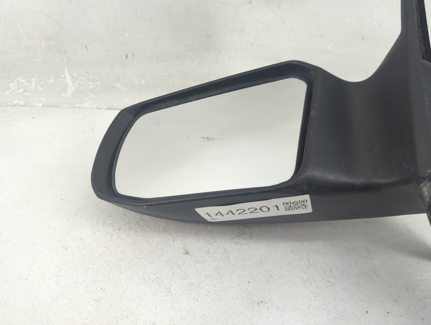 2007-2012 Nissan Altima Driver Side View Mirror - Left Door Mirror OEM Used - Oemusedautoparts1.com