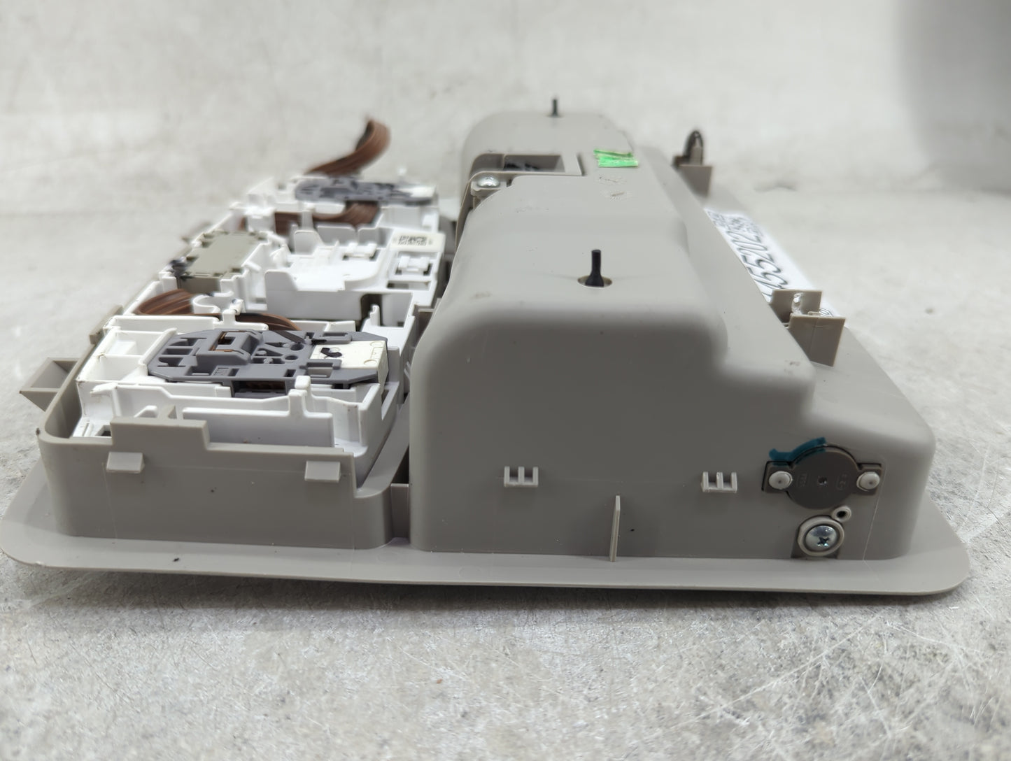 2010-2012 Nissan Altima Overhead Roof Console 1455202 - Oemusedautoparts1.com