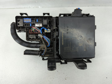 2008-2010 Nissan Altima Fusebox Fuse Box Panel Relay Module P/N:7154-5763-30 7254-5763-30 Fits Fits 2008 2009 2010 OEM Used Auto Parts