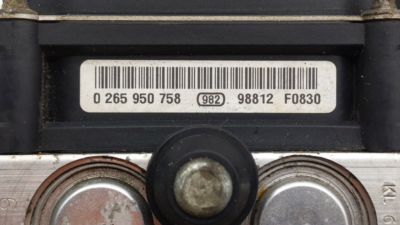 2009-2010 Nissan Maxima ABS Pump Control Module Replacement P/N:476609N00C 47660 9N00C Fits Fits 2009 2010 OEM Used Auto Par