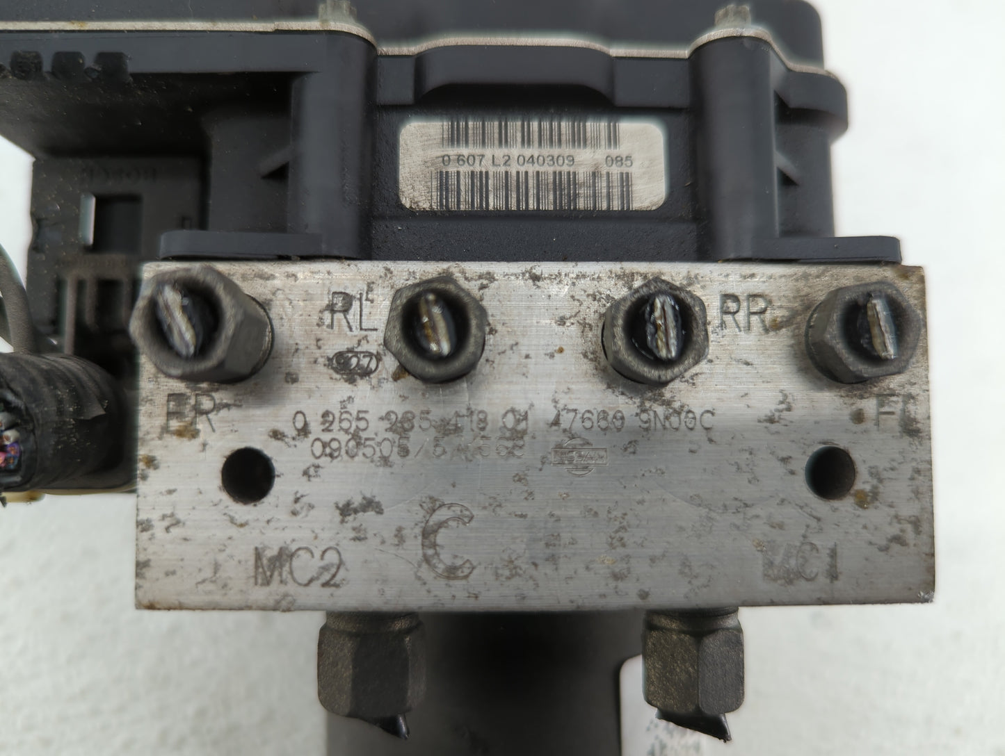 2009-2010 Nissan Maxima ABS Pump Control Module Replacement P/N:476609N00C 47660 9N00C Fits Fits 2009 2010 OEM Used Auto Par