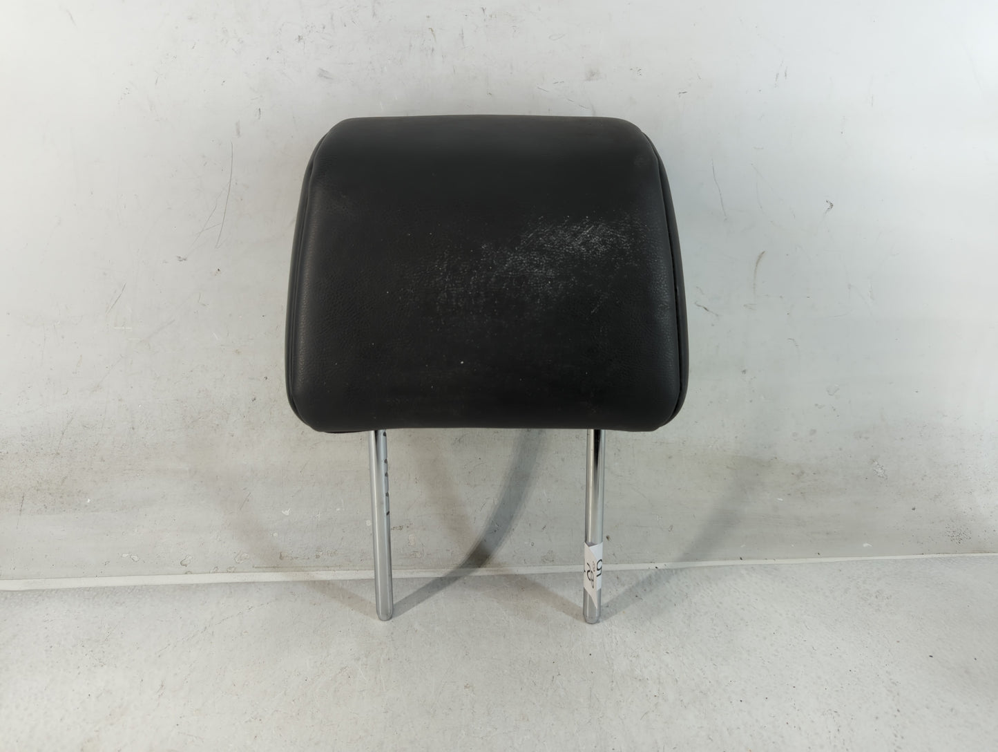2010-2013 Nissan Rogue Headrest Head Rest Rear Seat Fits Fits 2010 2011 2012 2013 OEM Used Auto Parts - Oemusedautoparts1.co