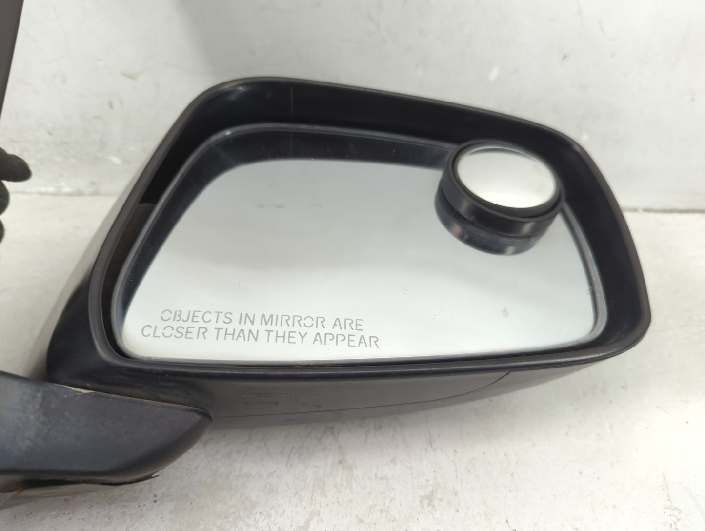 2010 Nissan Xterra Passenger Side View Mirror - Right Door Mirror OEM Used - Oemusedautoparts1.com