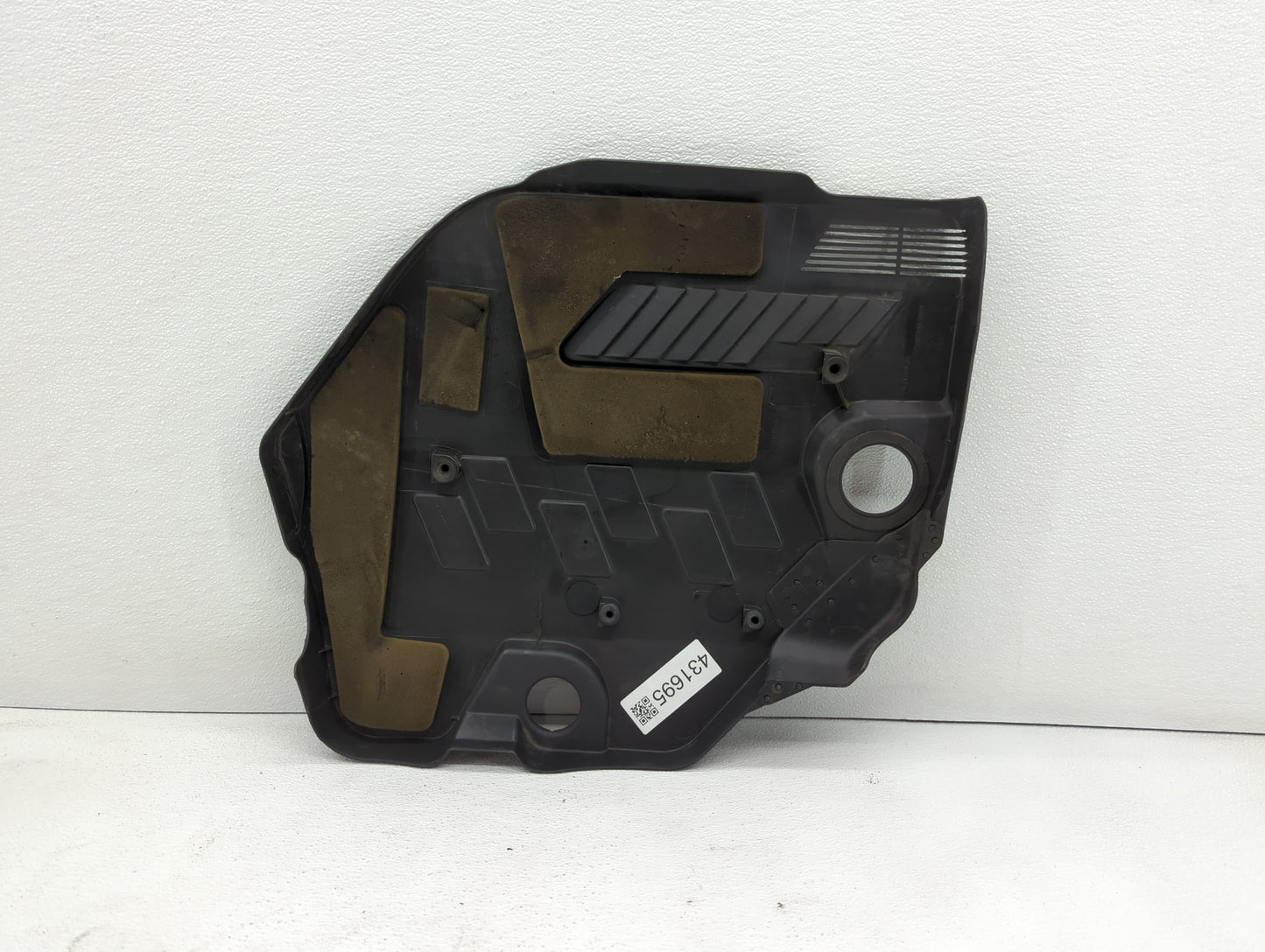 2010 Pontiac G6 Engine Cover - Oemusedautoparts1.com