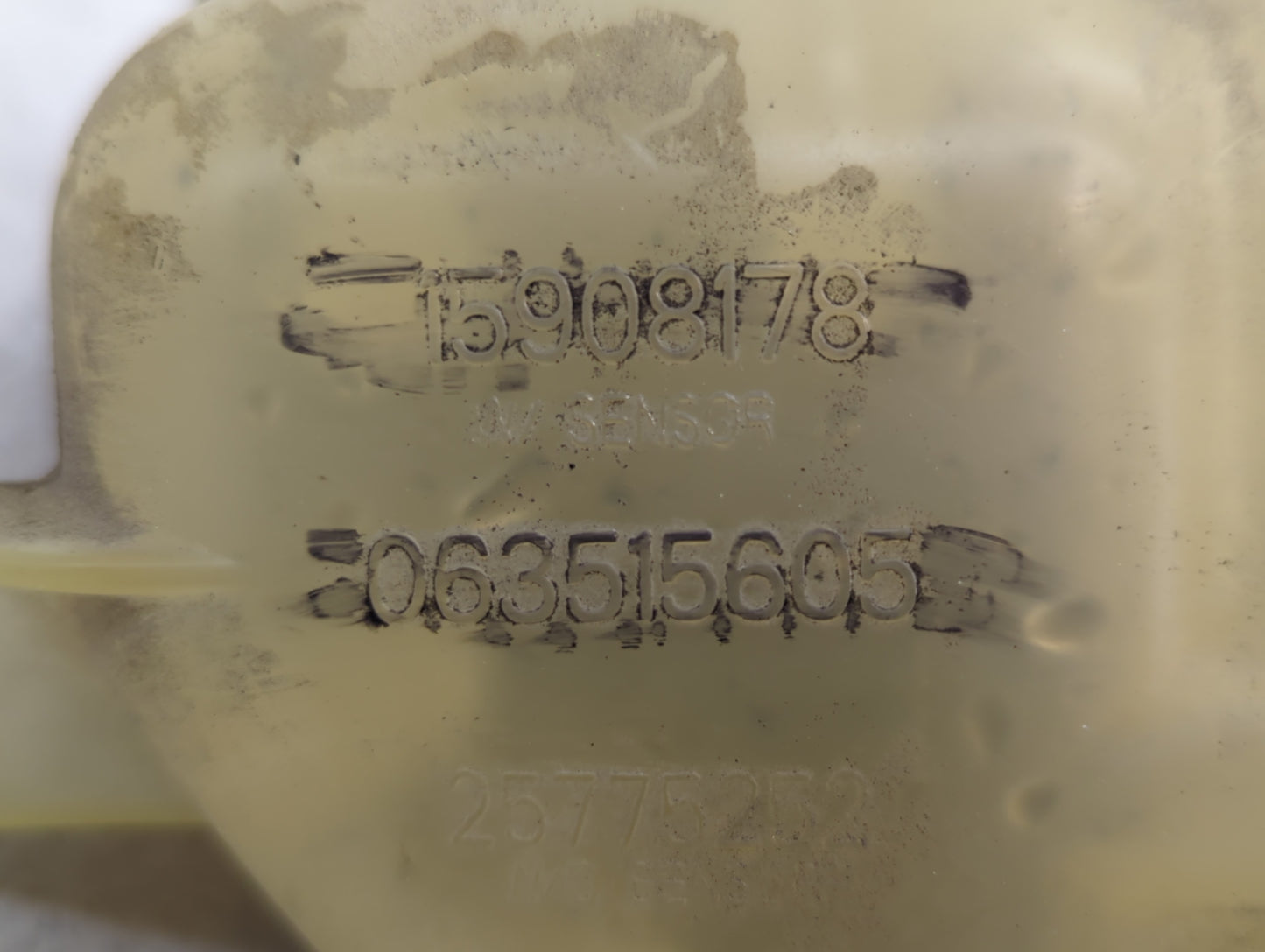 2007-2010 Pontiac G6 Radiator Coolant Overflow Expansion Tank Bottle 596032 - Oemusedautoparts1.com