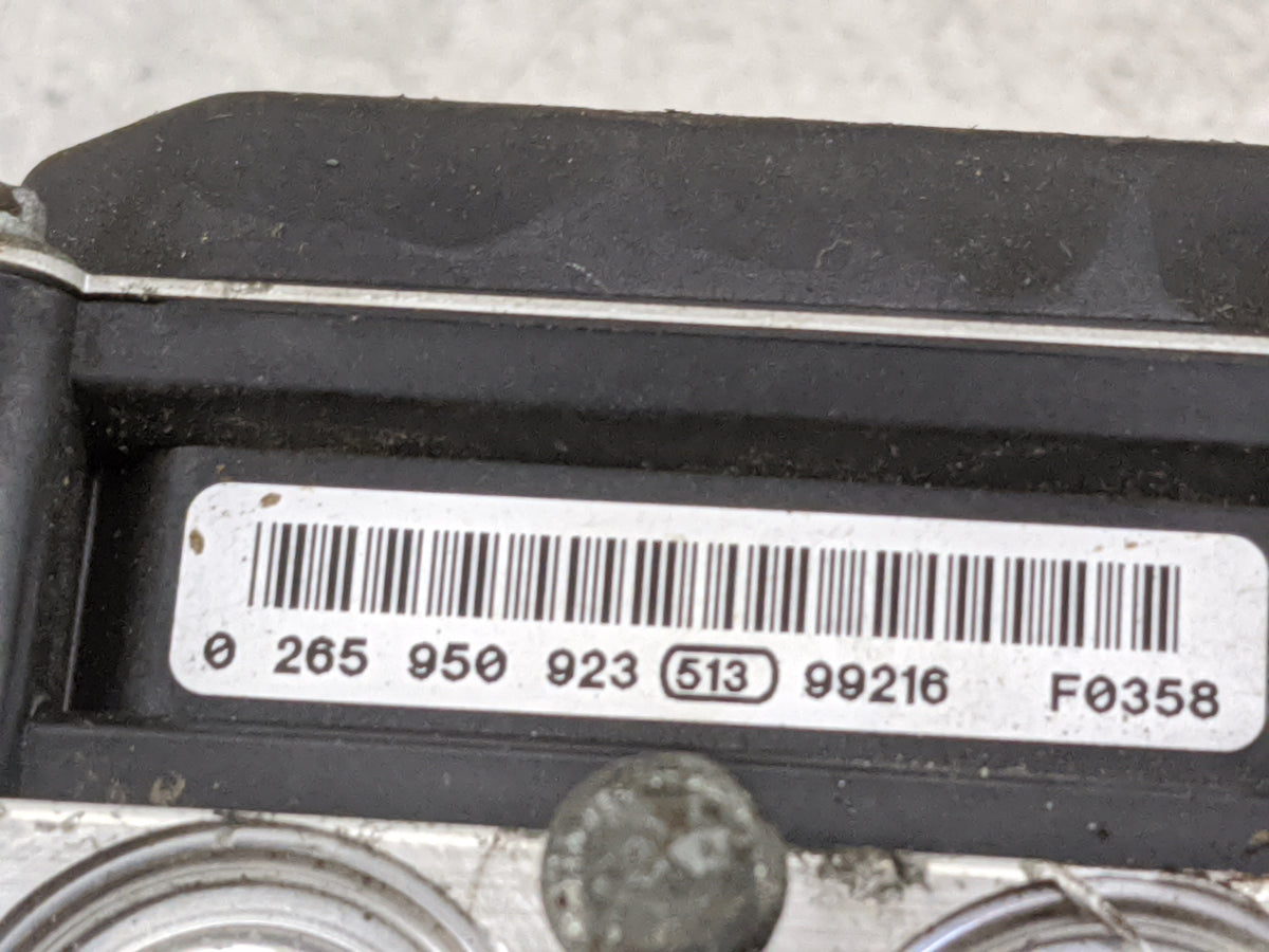 2009-2010 Subaru Forester Anti-Lock Brake ABS Pump Module Actuator OEM P/N:0265239193 27536000002, 0265950923 Fits Fits 2009