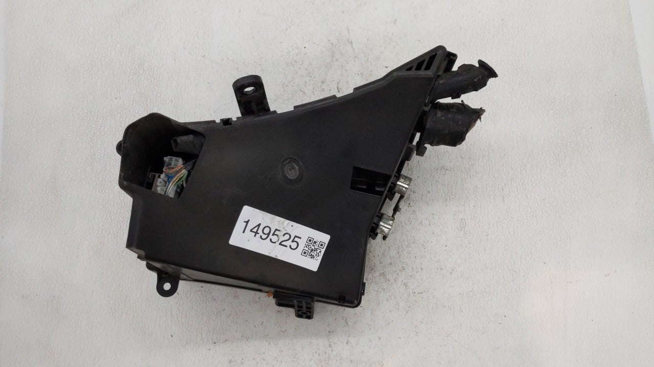 2010-2013 Subaru Forester Fusebox Fuse Box Panel Relay Module P/N:MB100200B Fits Fits 2010 2011 2012 2013 OEM Used Auto Part