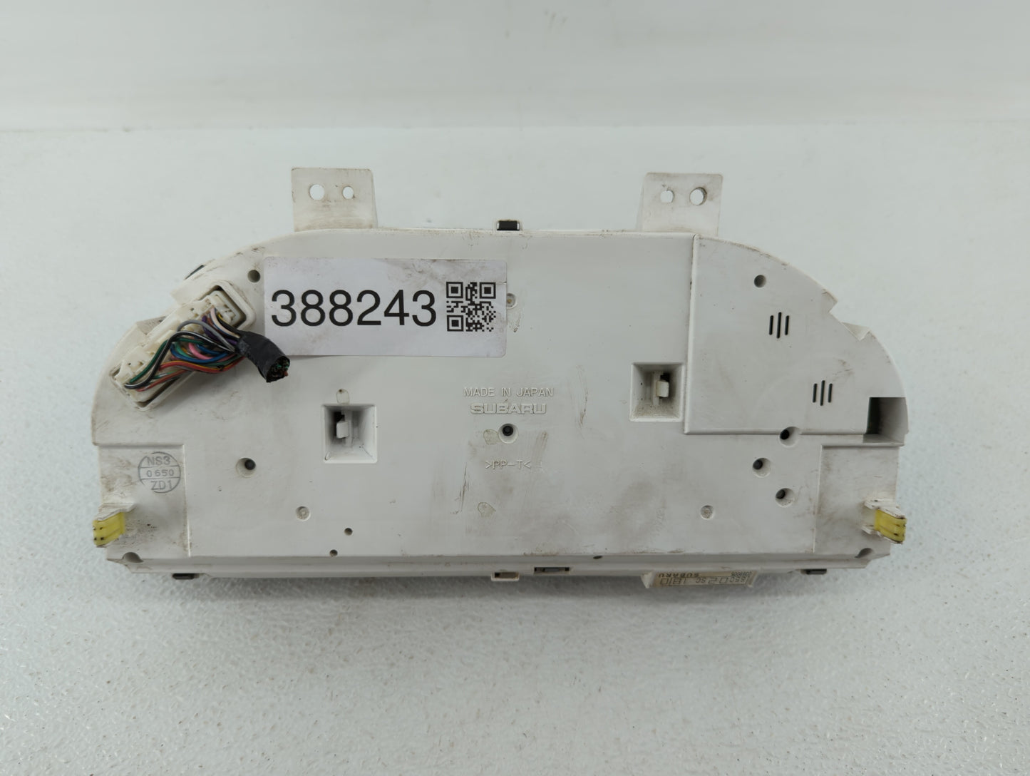 2010 Subaru Forester Instrument Cluster Speedometer Gauges P/N:85002SC180 Fits OEM Used Auto Parts - Oemusedautoparts1.com