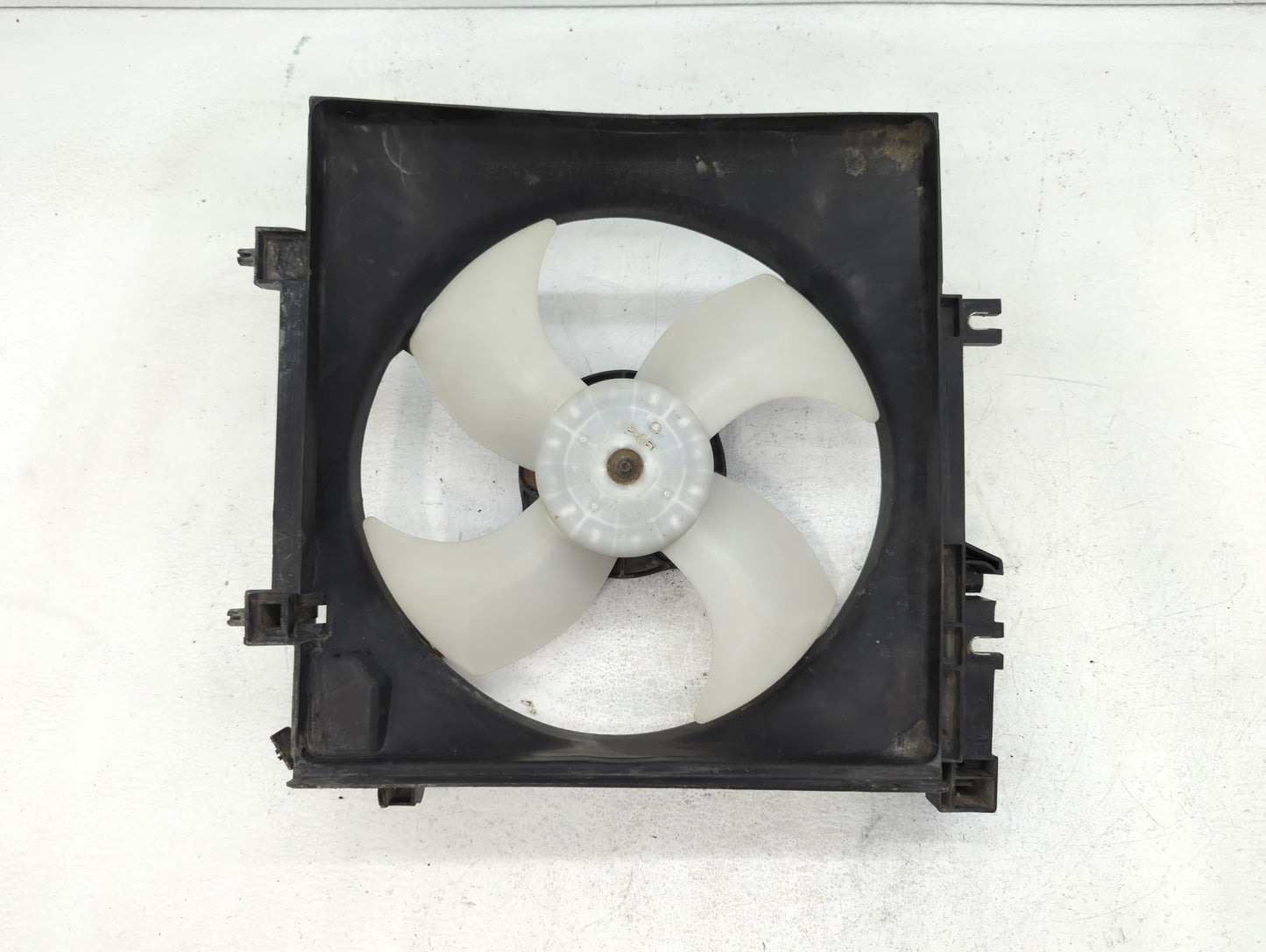 Subaru Forester Left Radiator Fan Motor Assembly - Oemusedautoparts1.com