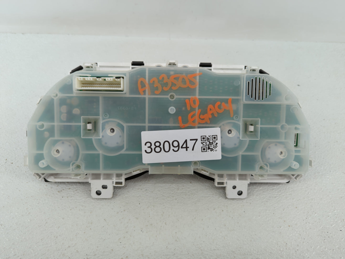 2010 Subaru Legacy Instrument Cluster Speedometer Gauges P/N:0337010 00215591-000038, 85002AJ09 A Fits OEM Used Auto Parts -