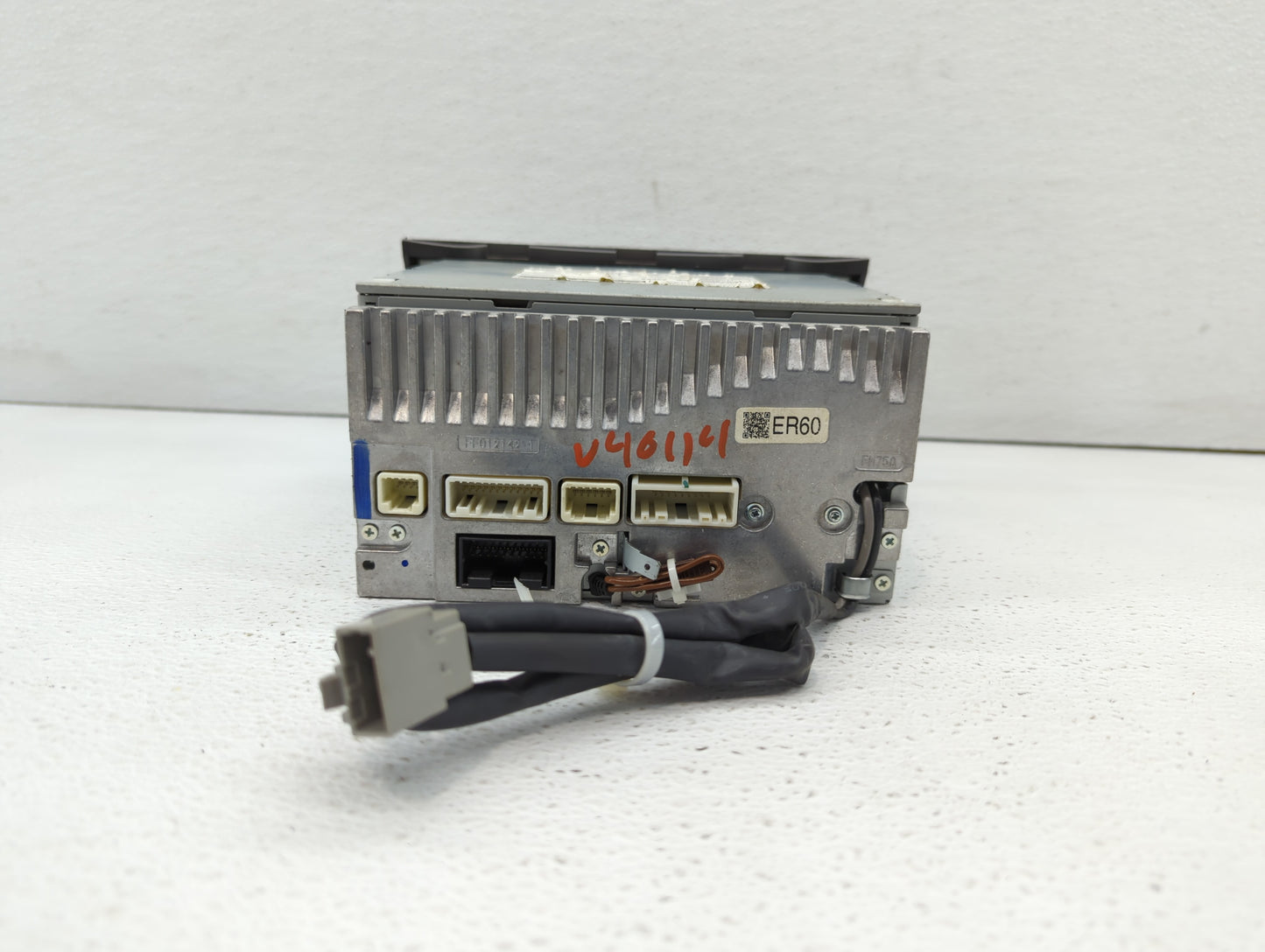 2010-2012 Subaru Legacy Am Fm Cd Player Radio Receiver - Oemusedautoparts1.com