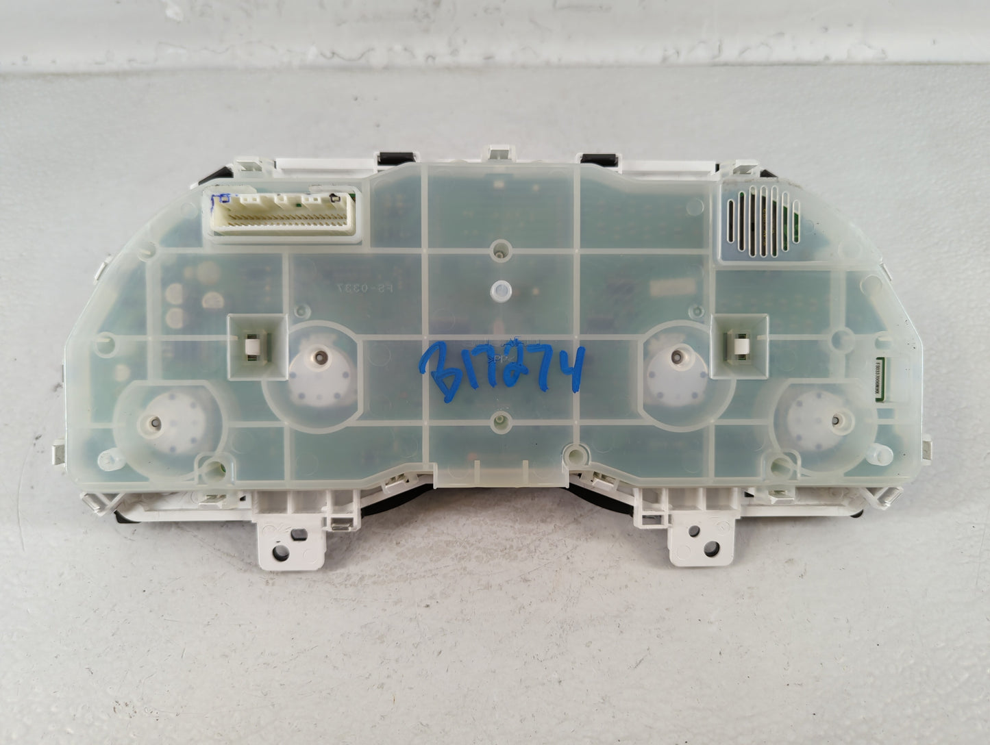 2010 Subaru Legacy Instrument Cluster Speedometer Gauges P/N:85002AJ05A Fits OEM Used Auto Parts - Oemusedautoparts1.com