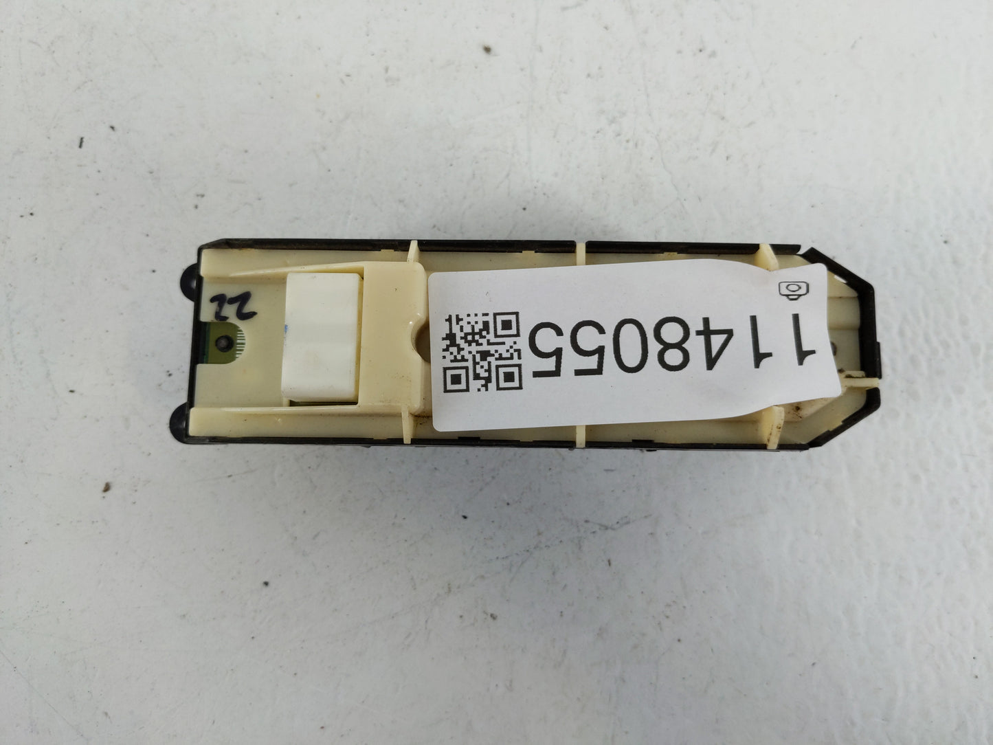 2010-2011 Toyota Camry Master Power Window Switch Replacement Driver Side Left P/N:515512 Fits OEM Used Auto Parts - Oemused