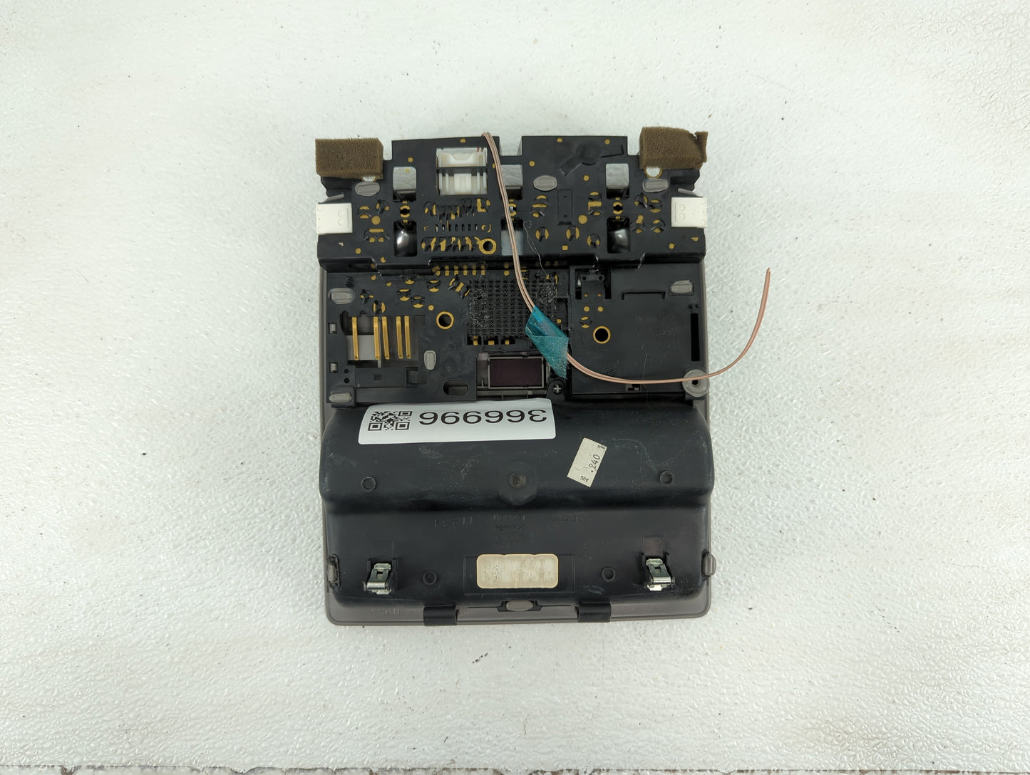2010 Toyota Camry Overhead Roof Console Grey - Oemusedautoparts1.com