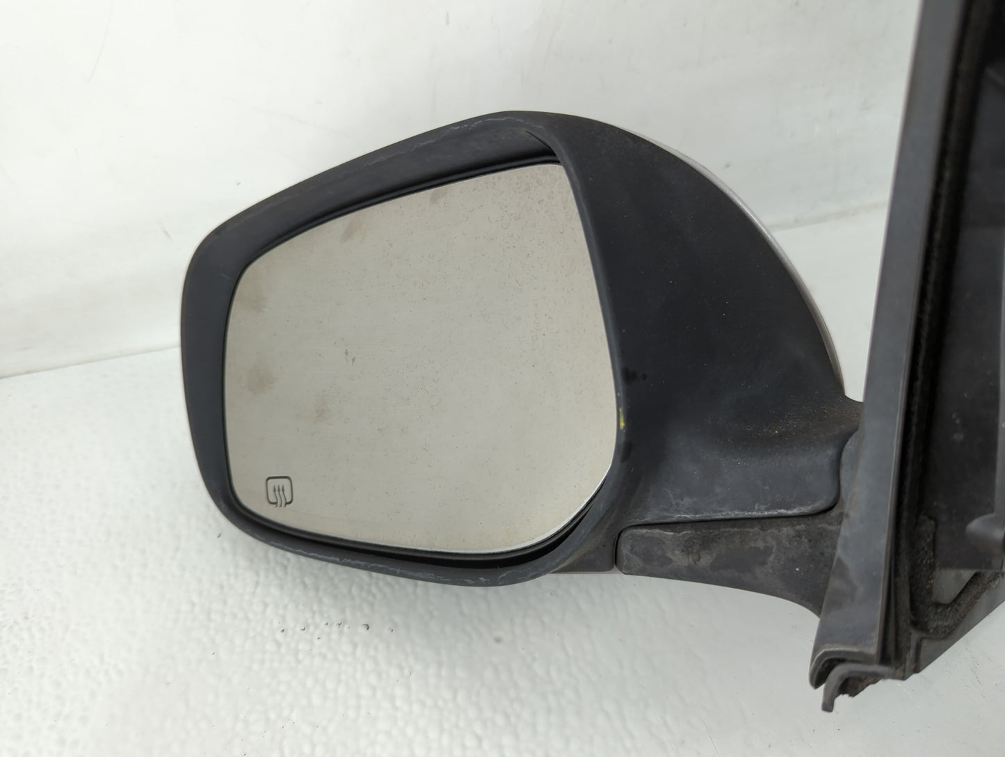 2009-2013 Toyota Corolla Passenger Side View Mirror - Right Door Mirror OEM Used - Oemusedautoparts1.com